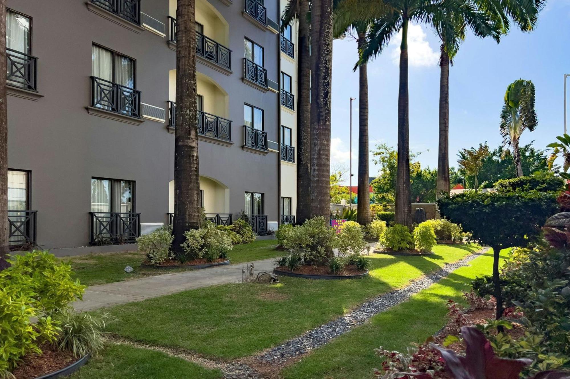 Courtyard By Marriott Port Of Spain Zewnętrze zdjęcie